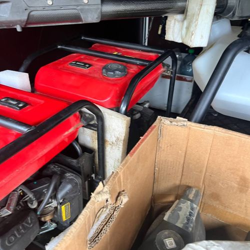 Сельскохозяйственный дрон с дополнительным оборудованием