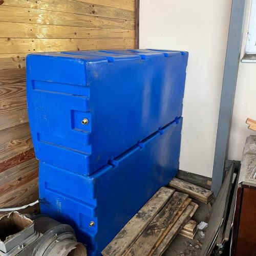 Сельскохозяйственный дрон с дополнительным оборудованием