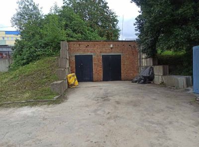 Склад ЛВЖ и ГСМ станции технического обслуживания общей площадью 32 кв. м; трансформаторная подстанция общей площадью 47 кв. м; наружные инженерные сети имущественного комплекса