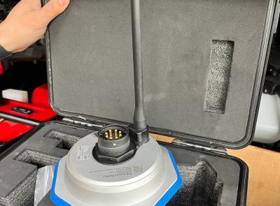 Сельскохозяйственный дрон с дополнительным оборудованием