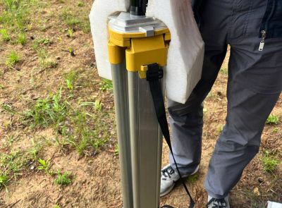 Сельскохозяйственный дрон с дополнительным оборудованием